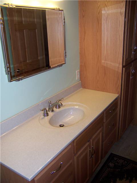 Cultured granite countertop with an integral sink